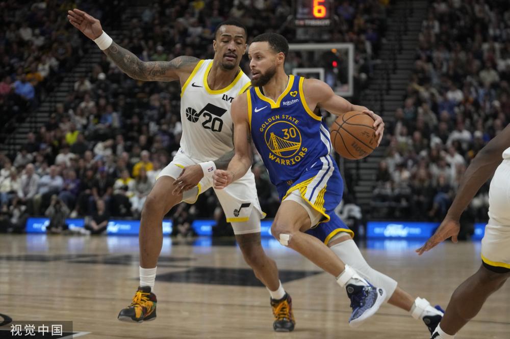 一直肩负着 一直肩负着